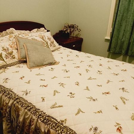 Wirrabara Hotel Екстер'єр фото